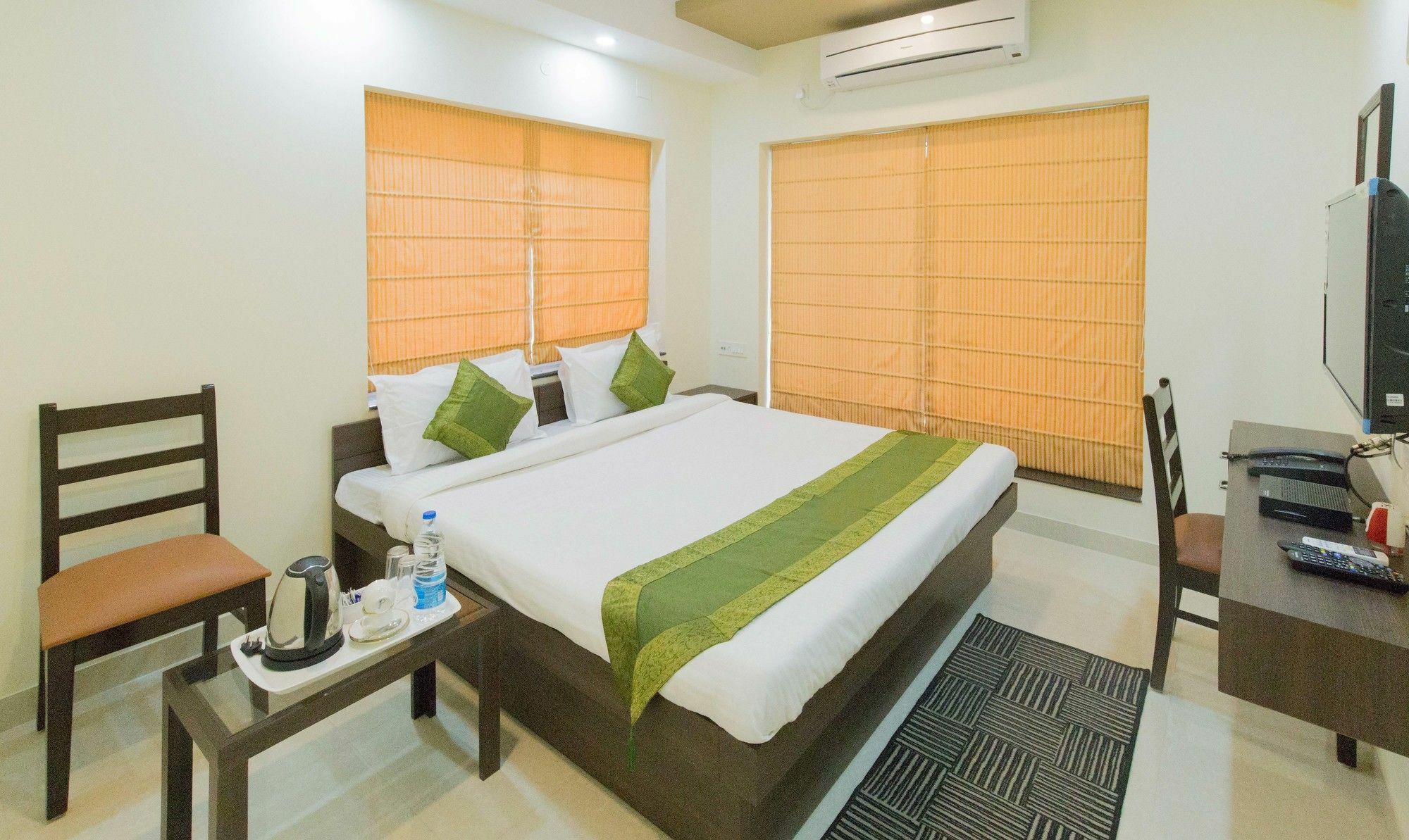 Treebo Trend Newtown Classic Kolkata Bagian luar foto