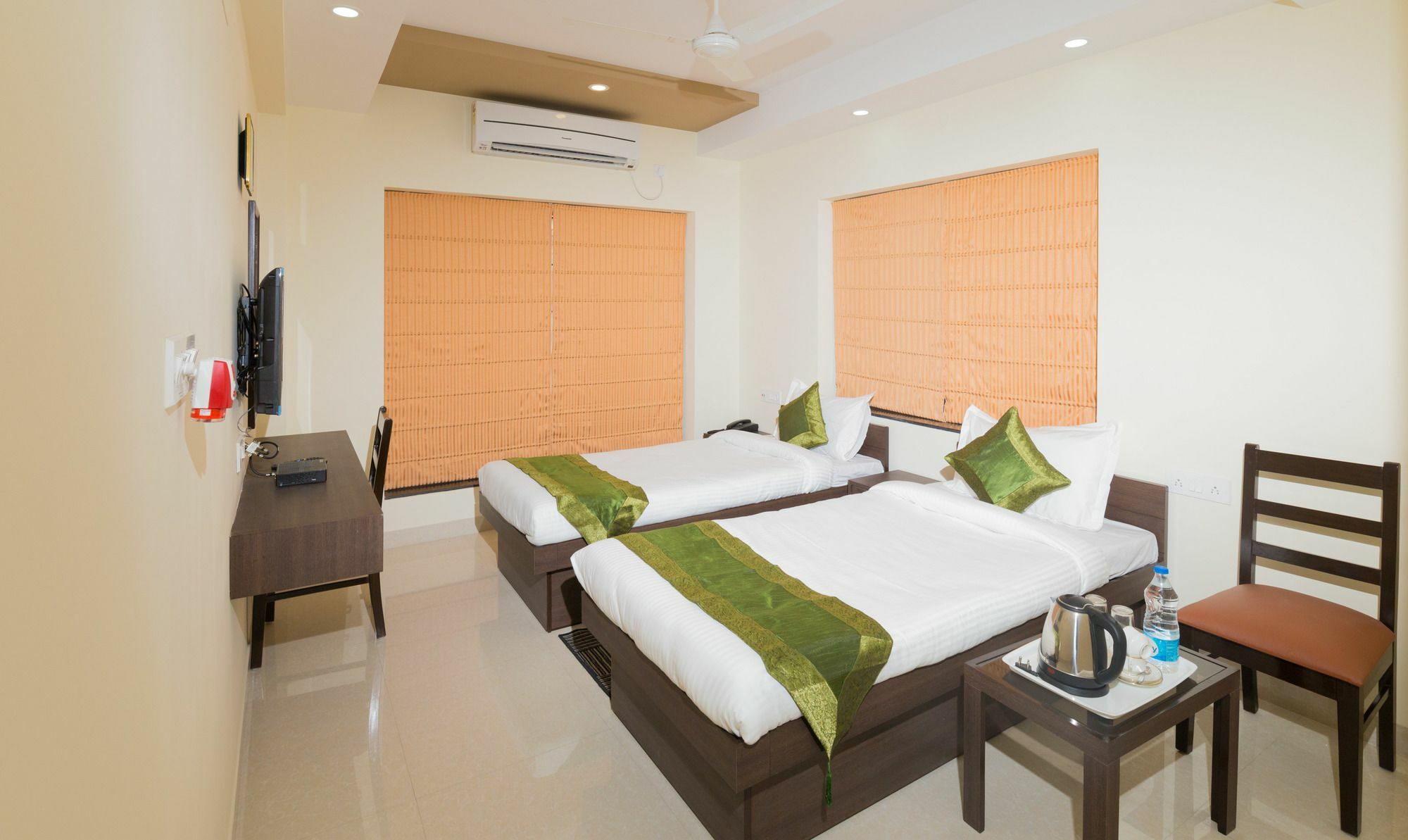Treebo Trend Newtown Classic Kolkata Bagian luar foto