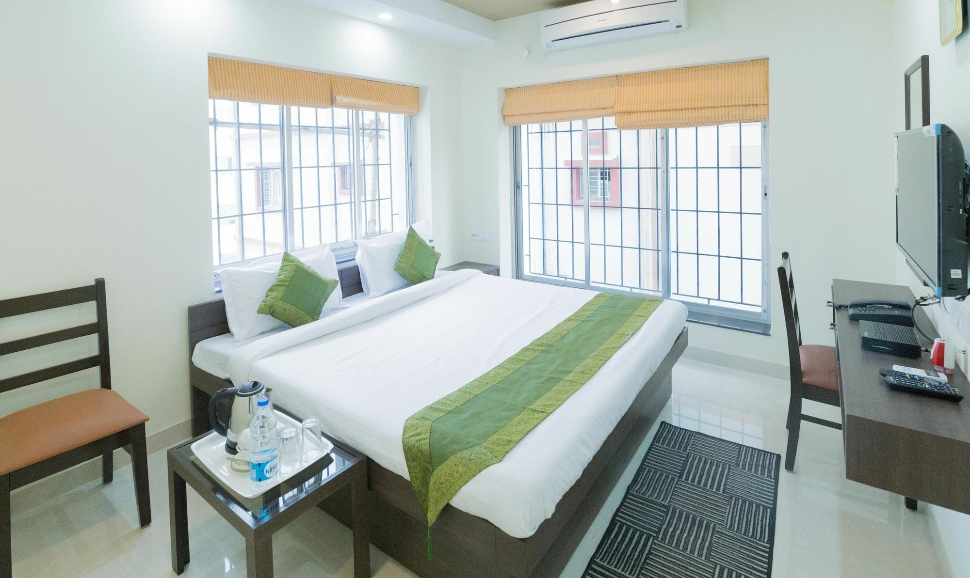 Treebo Trend Newtown Classic Kolkata Bagian luar foto
